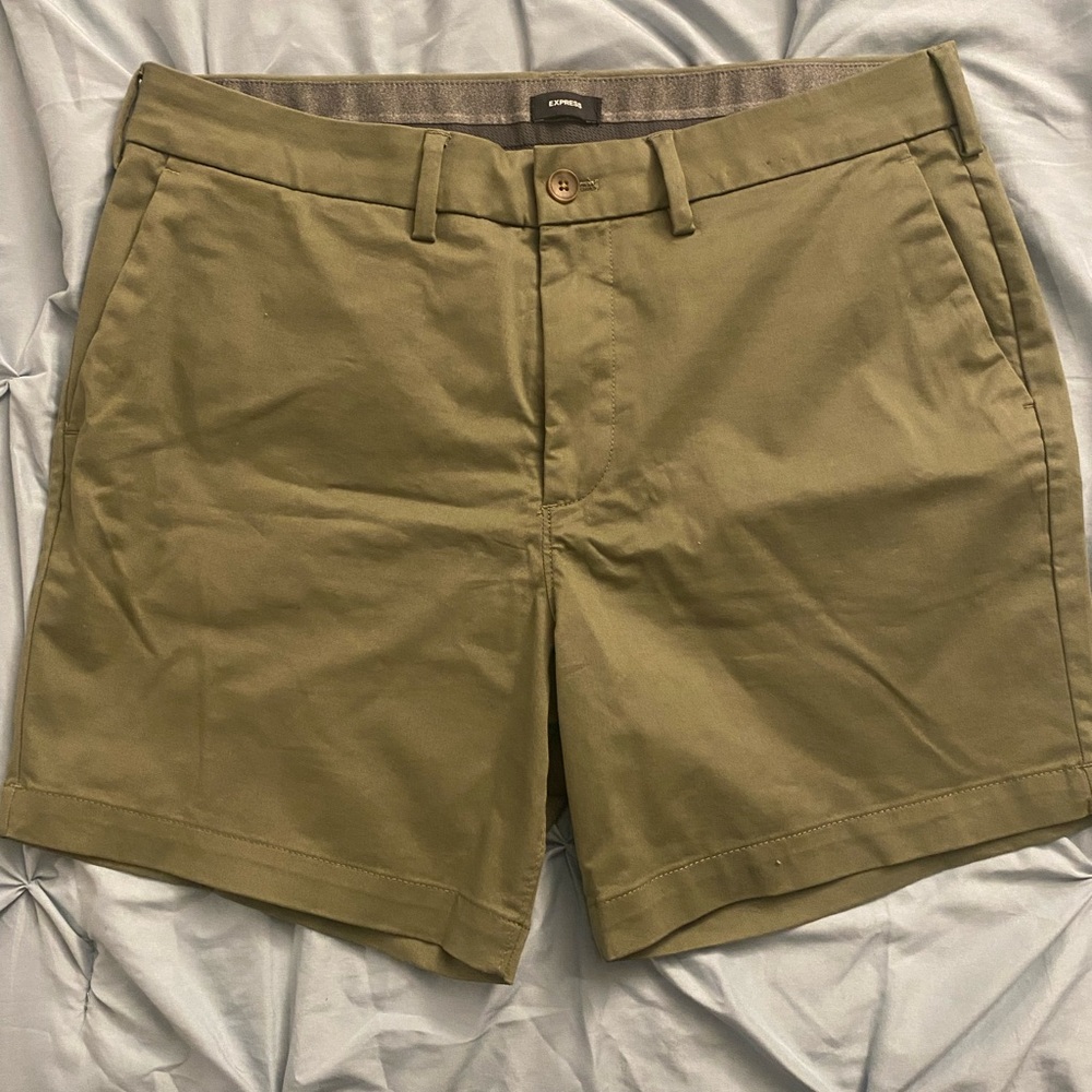 Express Men's Olive Flat Front Shorts